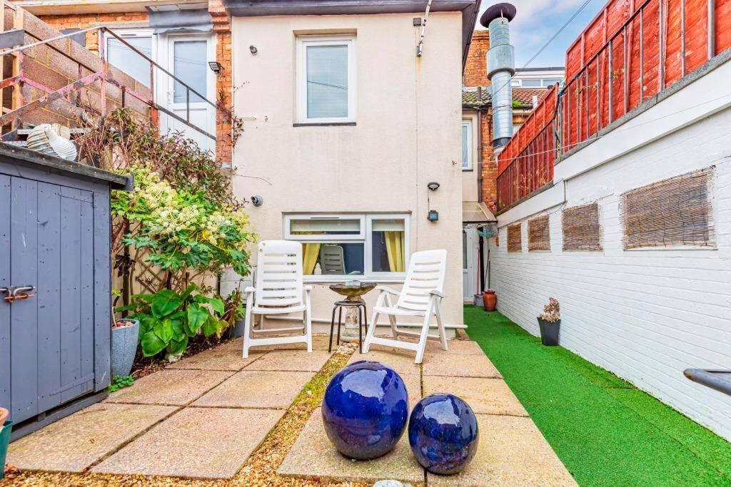 Great For Town & Beach Bournemouth Exterior photo